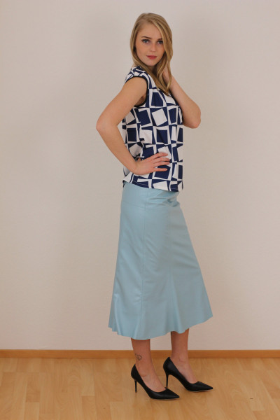 Luxus - Lederrock mit Falten, Größe 38 , hellblau