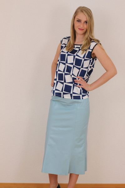 Luxus - Lederrock mit Falten, Größe 38 , hellblau