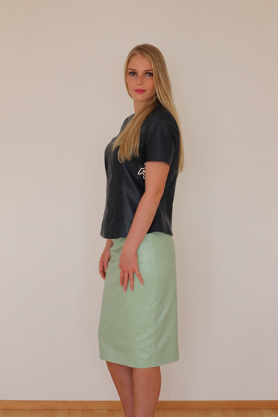 Luxus-Lederrock in der Farbe hellgrün Pencilskirt / Bleistiftrock, Grösse 42