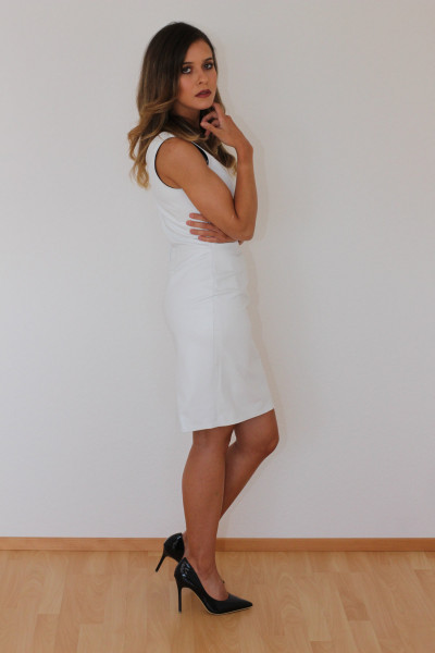 Lederkleid in weiss - Etuikleid aus Nappaleder, Größe 40