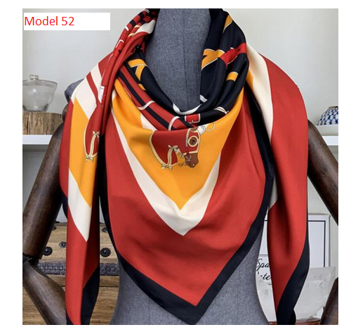 Model 52 , Tuch 130x 130 cm, mehrfarbig, Seidentwill