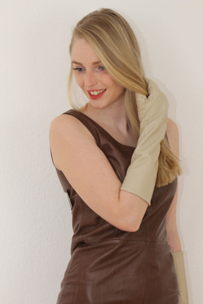 40 cm Lederhandschuhe, Größe XXL, beige Operagloves