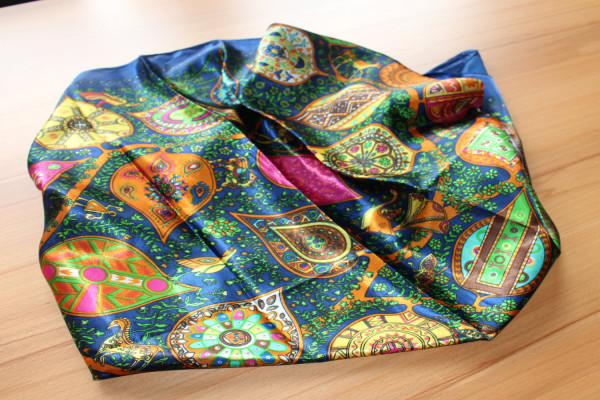 Satintuch 90 x 90 cm, mehrfarbig